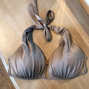 Victoria’s Secret Bikini Top w/ Clasp Closure
